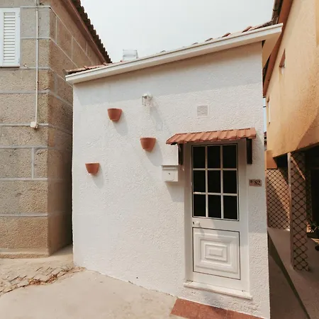 Casinha Do Douro, Cinfaes * Escamarao